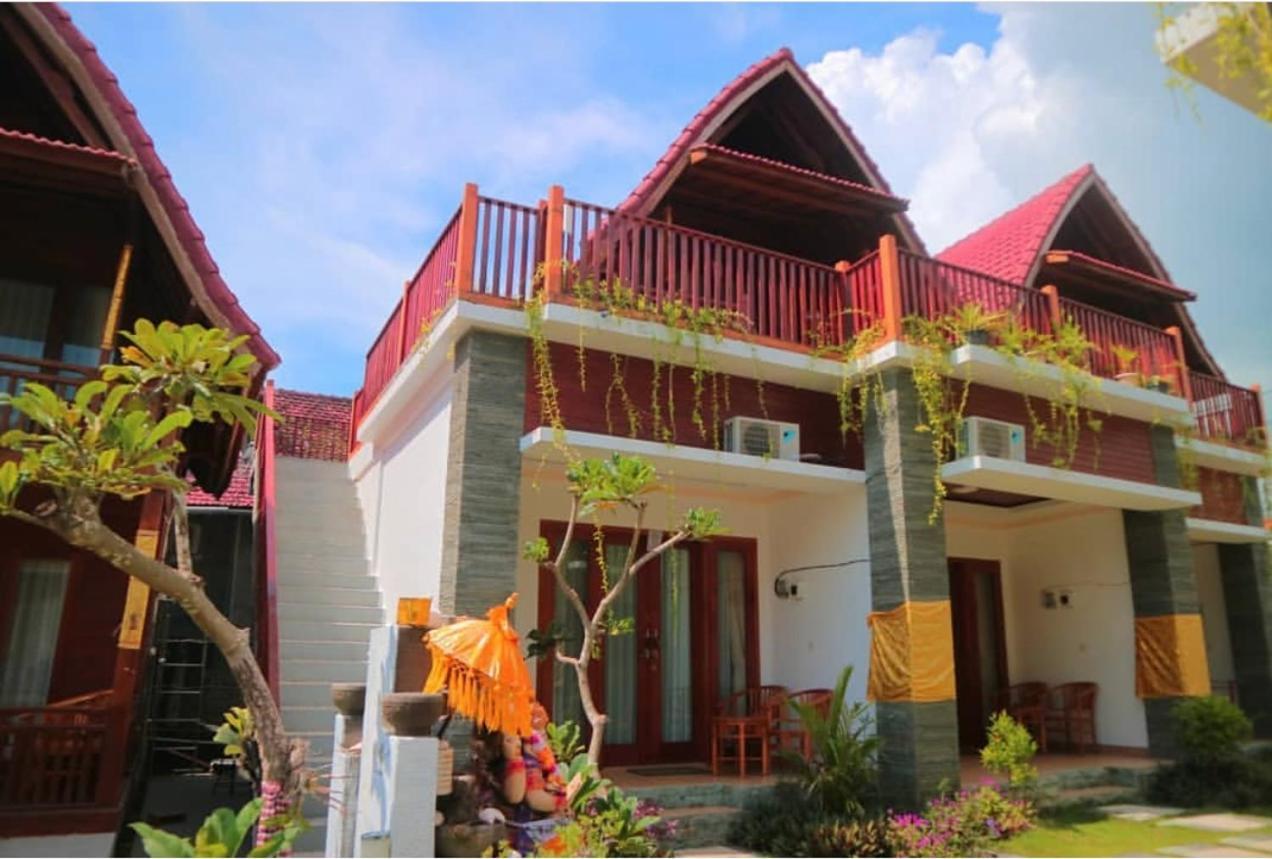 Ayu Laba Beach Villa And Resto Batununggul Esterno foto