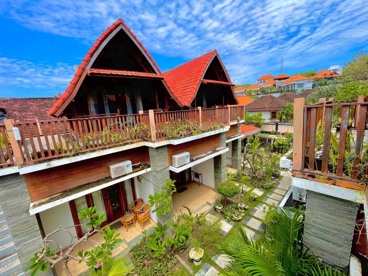 Ayu Laba Beach Villa And Resto Batununggul Esterno foto